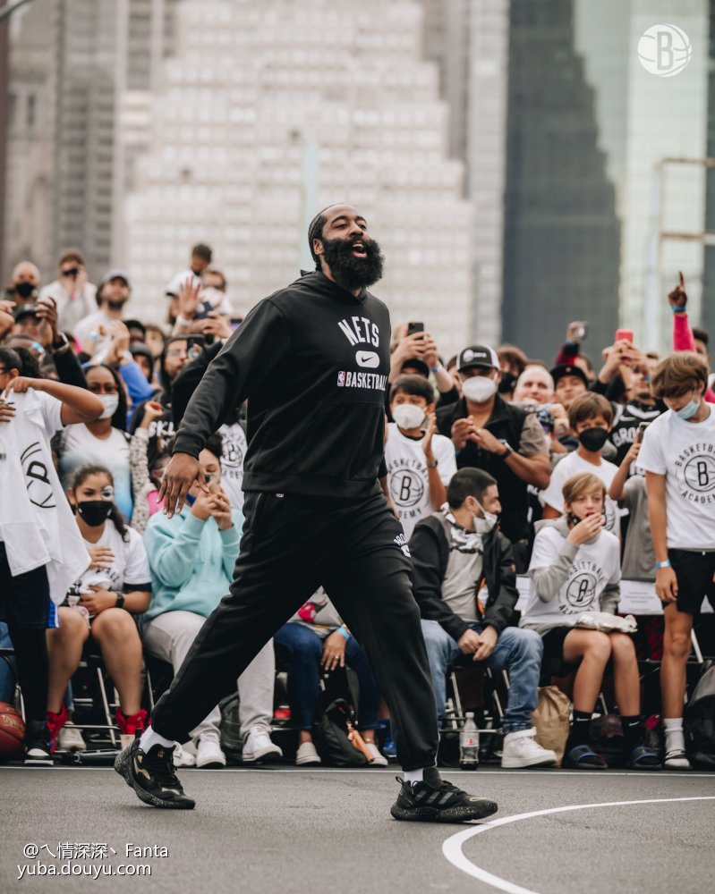 国际米兰训练开放日,国际比赛日绝杀压哨引欢呼,国王杯在即,训练强度明显提升的简单介绍 国际米兰训练开放日,国际比赛日绝杀压哨引欢呼,国王杯在即,训练强度明显提升的简单介绍