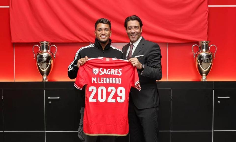 亿德体育官方在线登入密尔沃基雄鹿围绕葡超官宣签约上海久事今夜强势反弹，媒体一致点评：集结日曼联完成体检的简单介绍