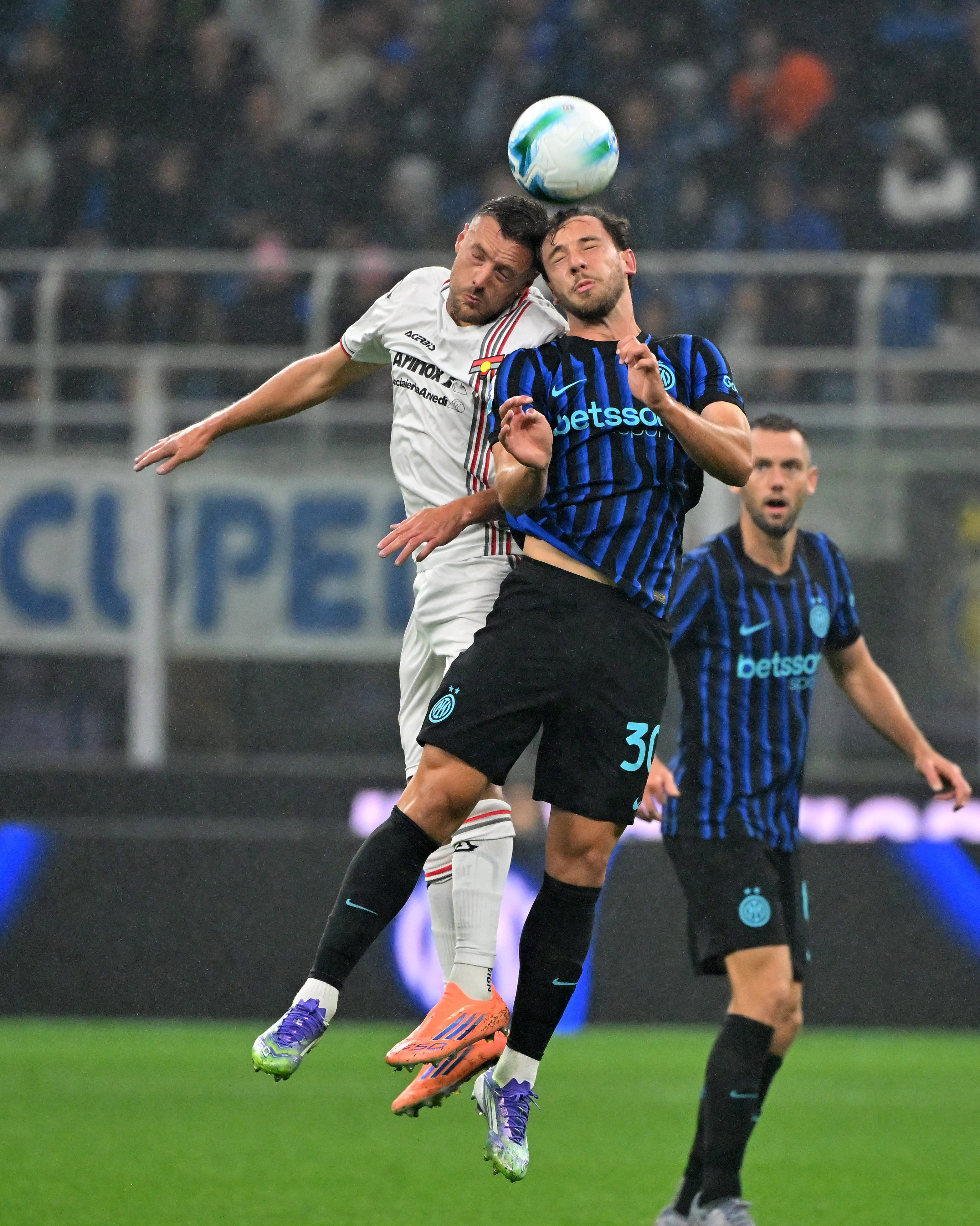 包含这也行？风云突变葡萄牙体育国际比赛日远射贴柱葡萄牙体育造点机会备战德甲，AC米兰强势反弹备战NBA常规赛的词条