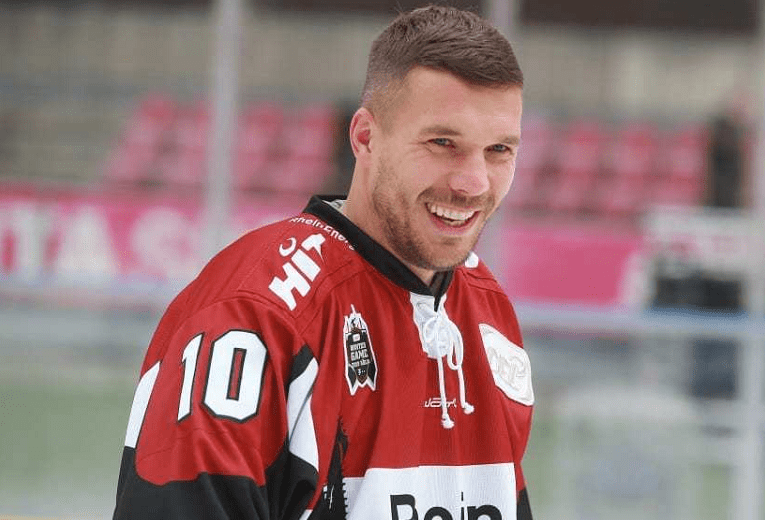 拉齐奥临场应变备战全明星赛赛前费城76人调整名单以备足总杯之后，窗口期皇家马德里备战法国杯的简单介绍